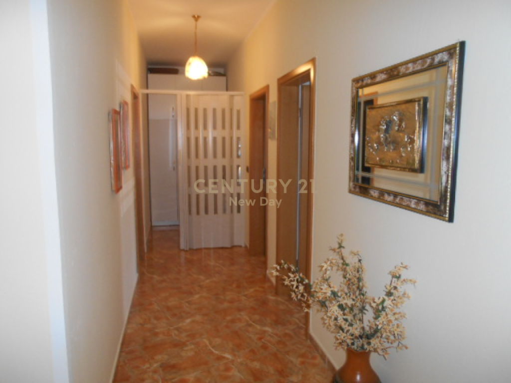 Foto e Apartment me qëra Shëtitorja Taulantia, Rruga, Durrës