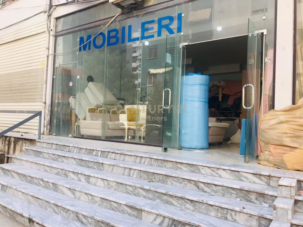 Foto e Ambient biznesi në shitje Yzberish, Yzberisht, Tiranë