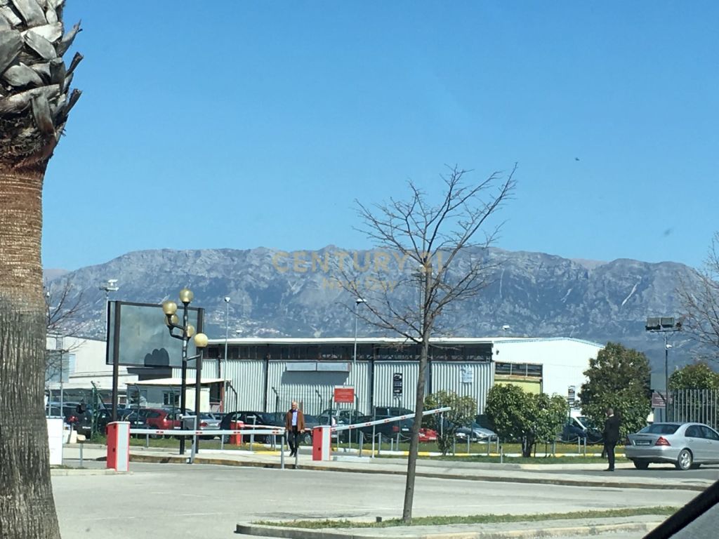 Foto e managine në shitje Vorë, Aeroporti, Tiranë