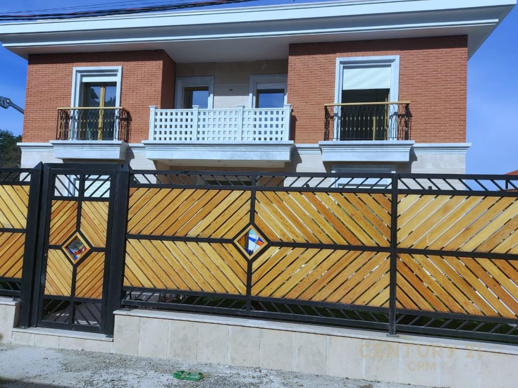 Foto e Shtëpi në shitje Rruga e Elbasanit, Tiranë
