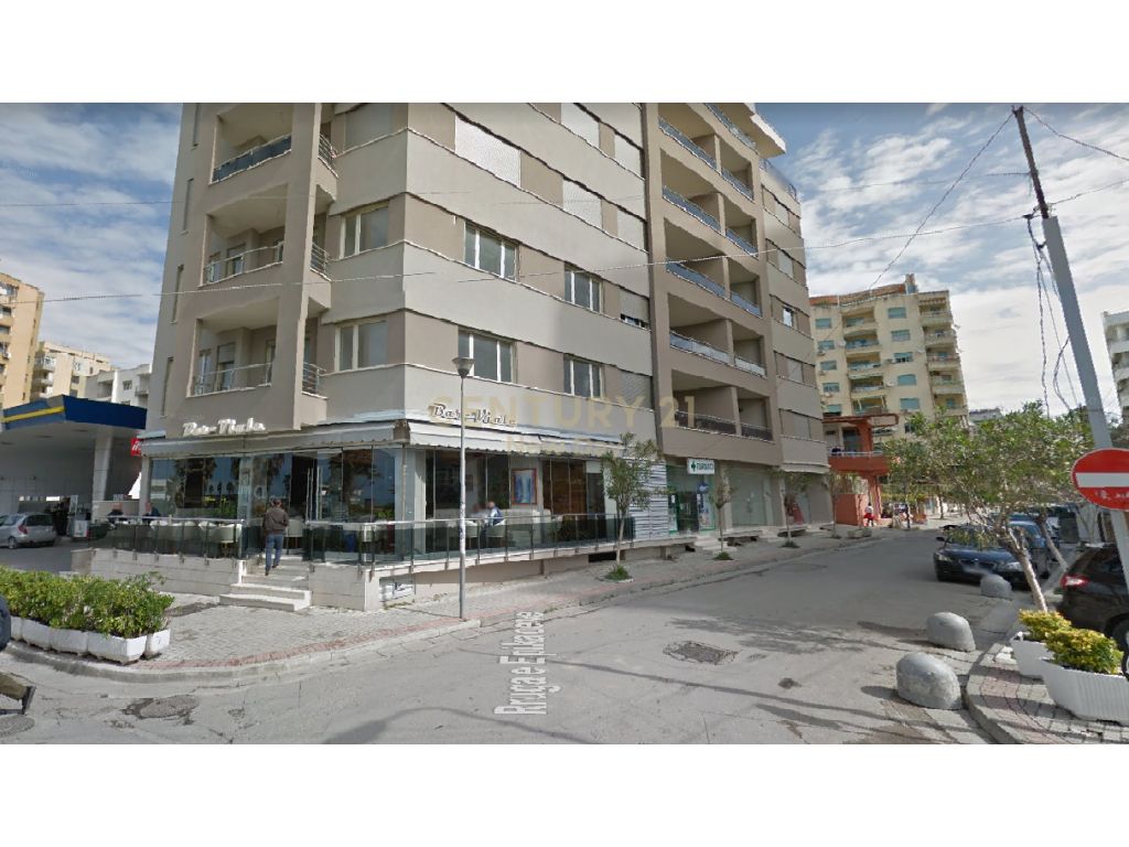 Shëtitorja Taulantia - photos