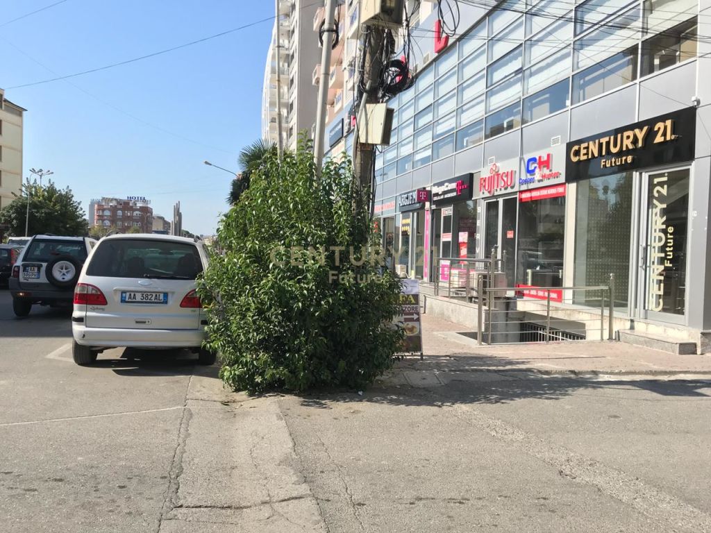 Rruga Qemal Draçini - photos