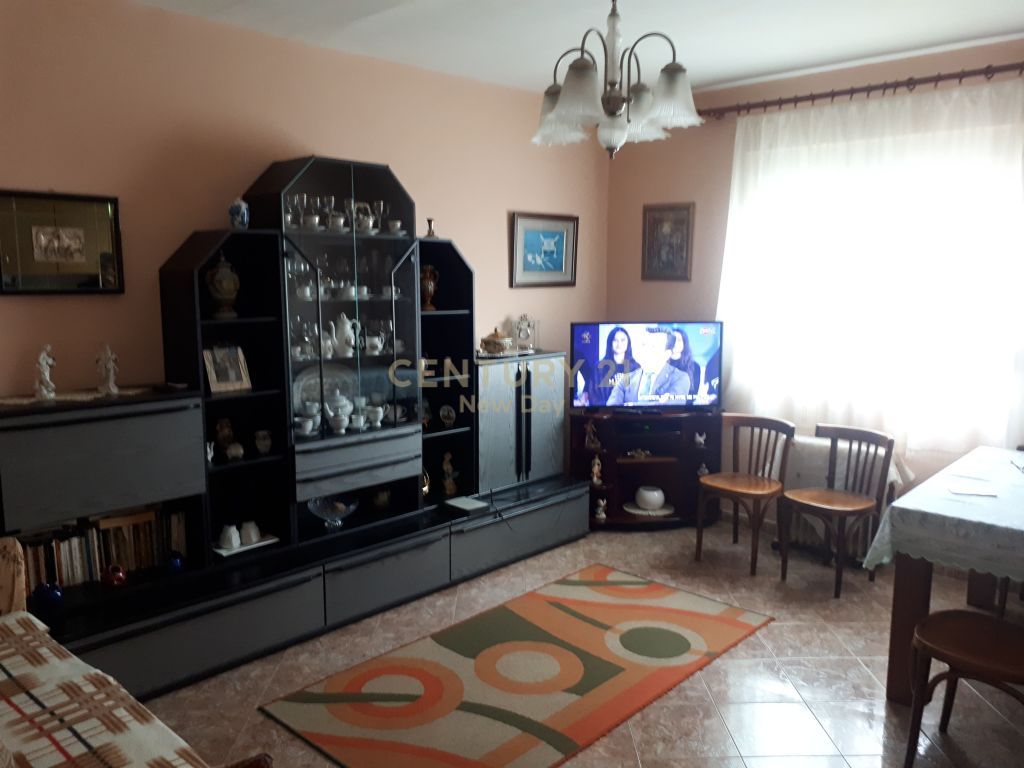 Foto e Apartment në shitje Zona Parafabrikat, rruga, Durrës