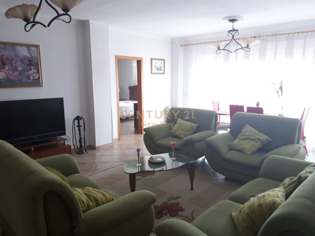 Foto e Apartment me qëra Qendra e Durrësit, rruga, Durrës