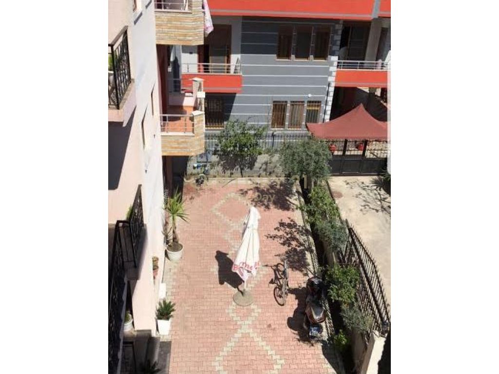 Foto e Vilë në shitje Plazh Rrota e Kuqe, Rruga, Durrës