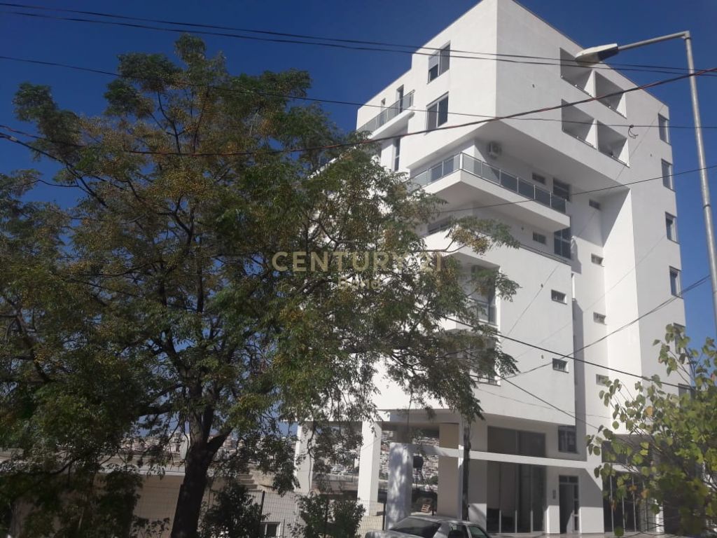 Foto e Apartment në shitje Hyrja Kryesore E Qytetit, Rruga Skenderbeu, Sarandë