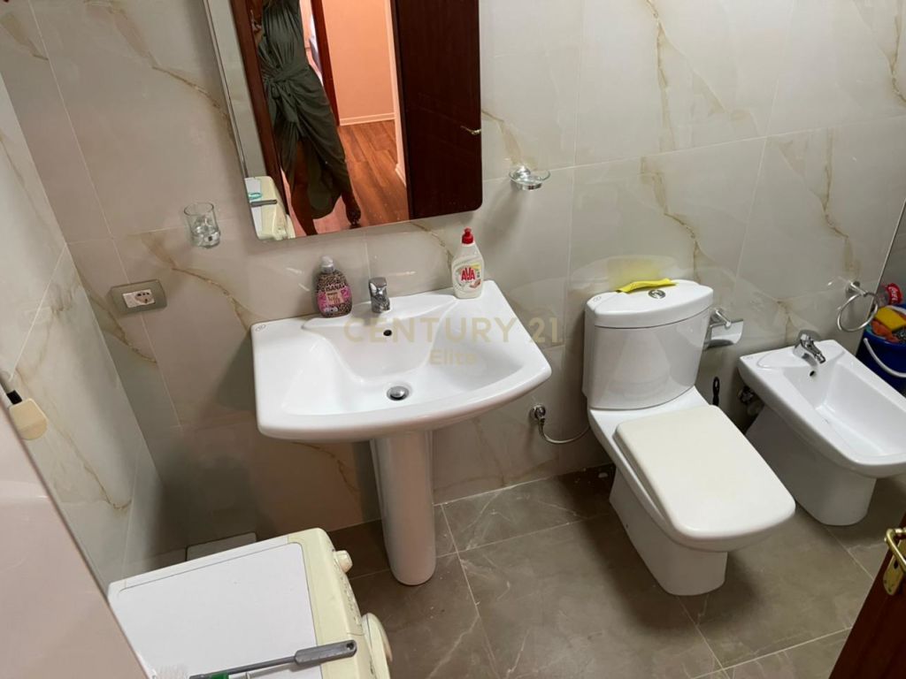Bulevardi Zogu i Parë - photos