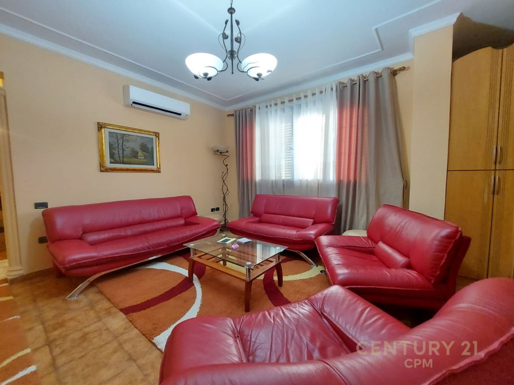 Foto e Apartment me qëra Parlamenti, Jeronim De Rada, Tiranë