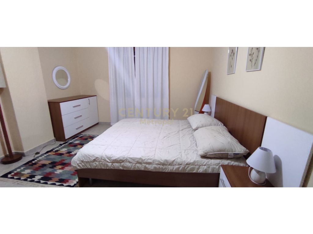 Shkolla e Baletit - photos