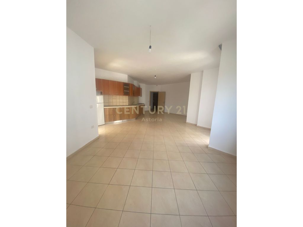 Foto e Apartment me qëra Yzberisht, Tiranë
