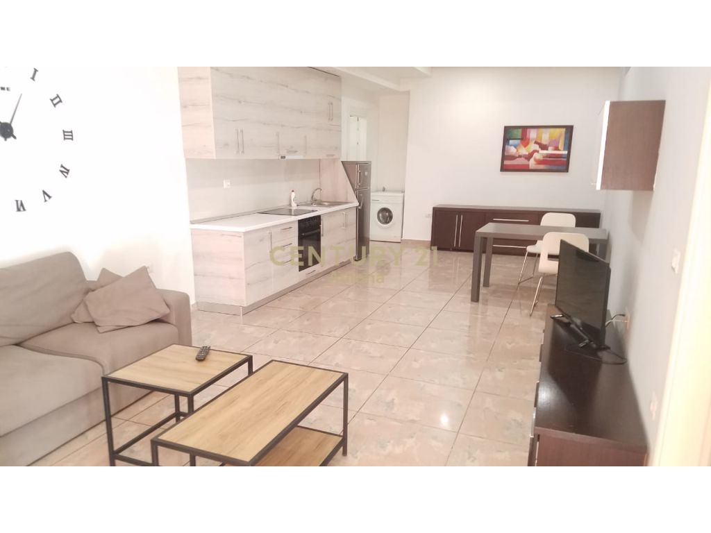 Foto e pronë në shitje Ish Kombinati, Ish kombinati, Vlorë