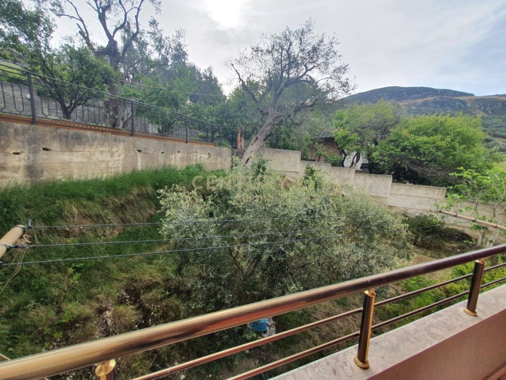 Foto e pronë në shitje Uji I Ftohtë, uji ftoht, Vlorë