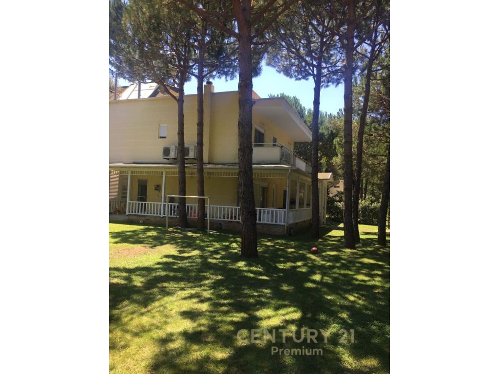 Foto e Shtëpi në shitje Gjiri I Lalzit, Lura, Durrës