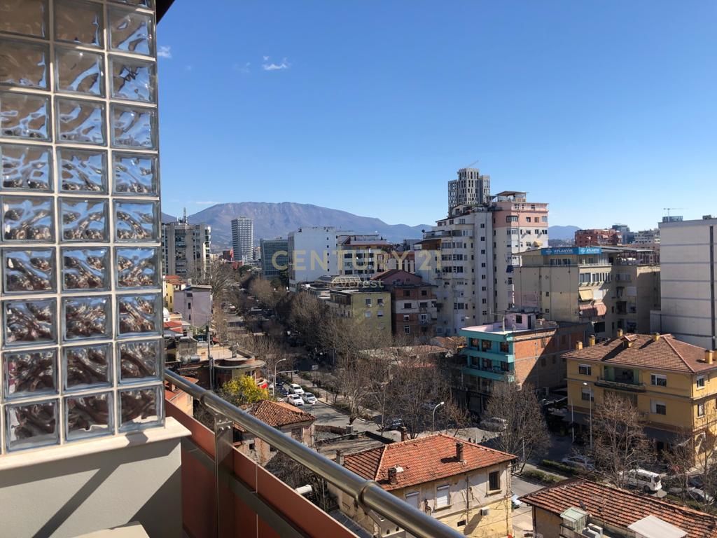 Rruga e Kavajës - photos
