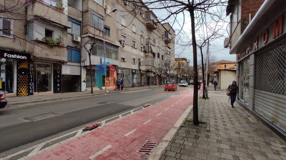 Rruga Hoxha Tahsim - photos