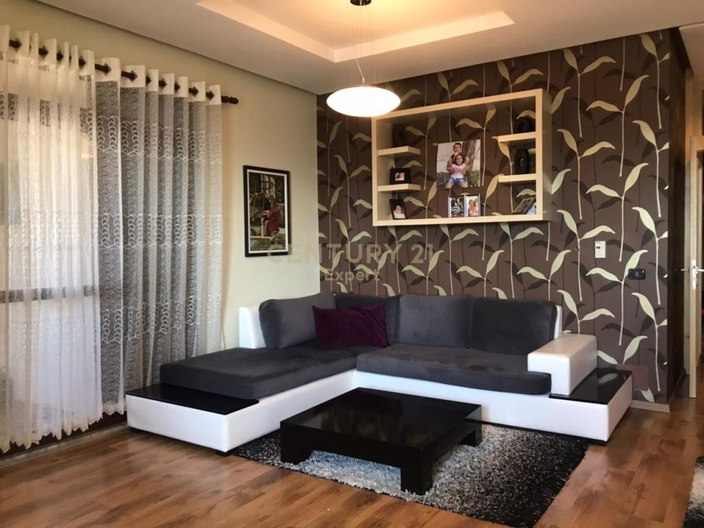 Foto e Apartment në shitje Tregu Elektrik, Tiranë