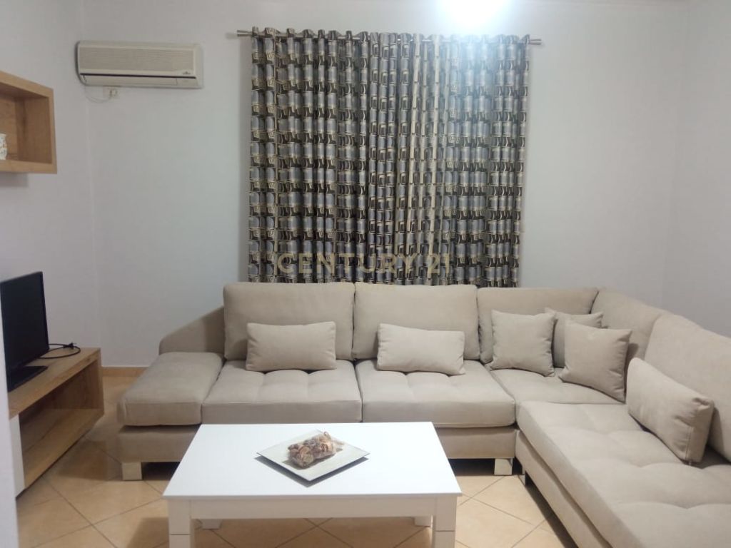 Foto e Apartment me qëra Bulevardi Vlorë-Skelë, Vlorë