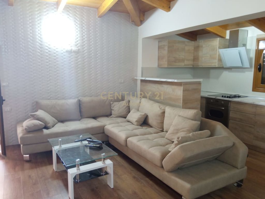Foto e Apartment në shitje Ish Kombinati, Lagja Pavarsia, Vlorë