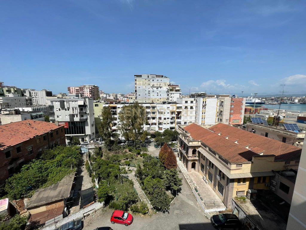 Qendra e Durrësit - photos