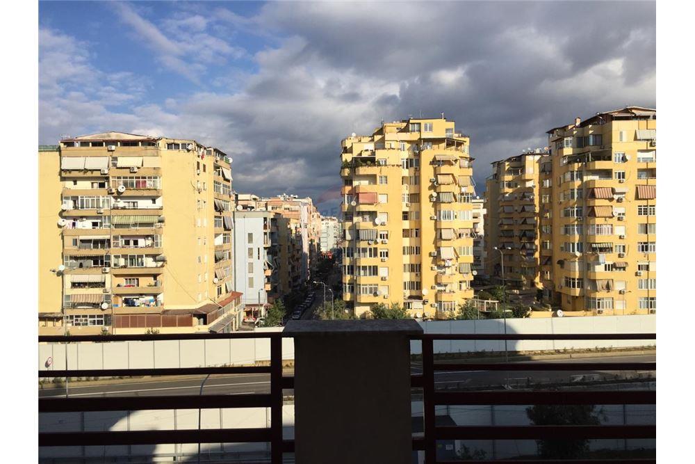Komuna e Parisit - photos of property for apartment