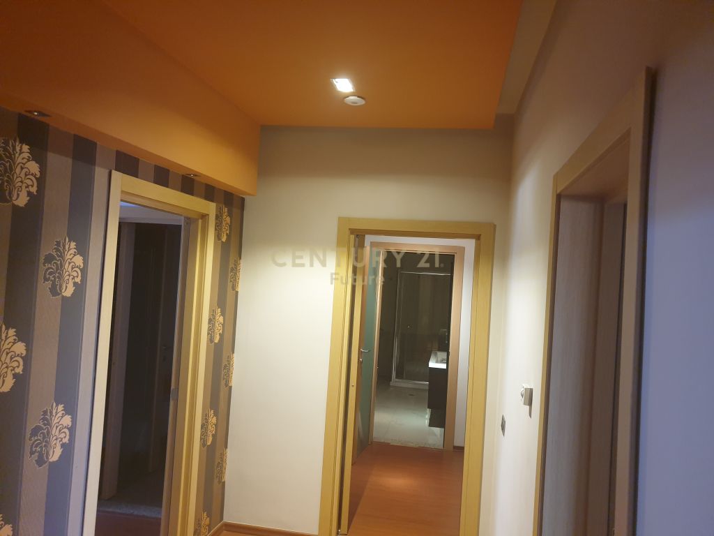 Foto e pronë në shitje Qendër Shkodër, Shkodër