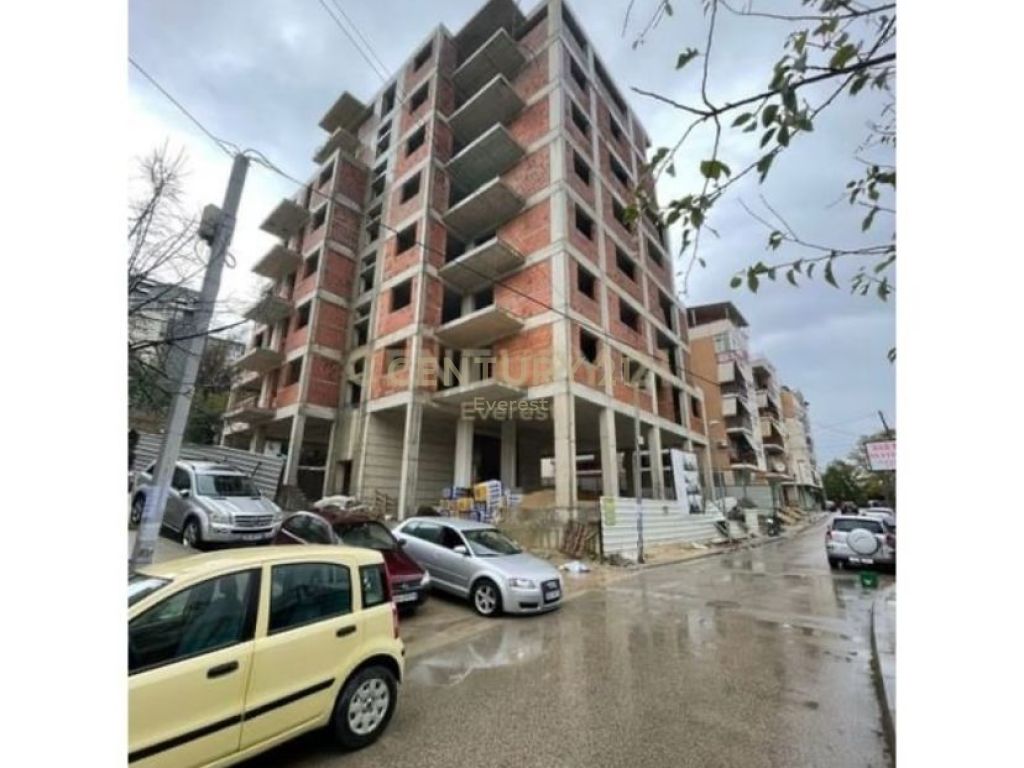 Foto e Apartment në shitje Liqeni i Thatë, Tiranë