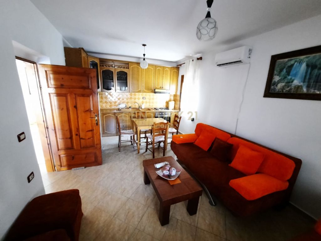 Foto e Shtëpi private me qëra Lungomare, Vlorë