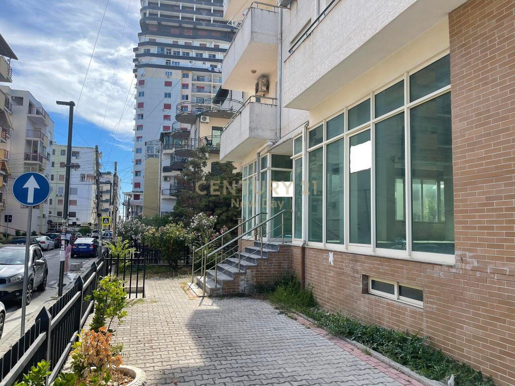 Foto e pronë në shitje Golem, prane "Kamelia", Durrës