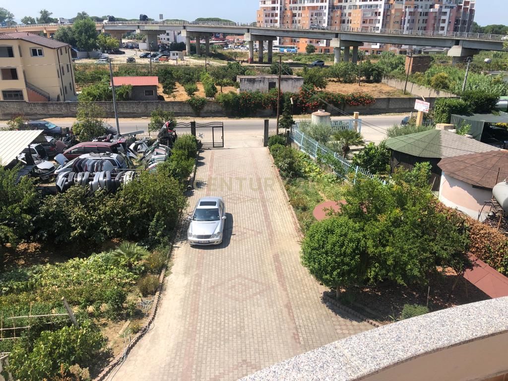 Foto e Ambient biznesi me qëra Plepa, Durrës