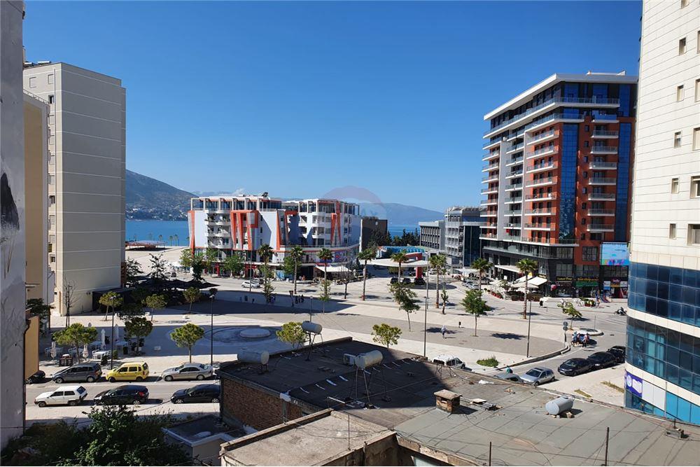 Foto e Ambient biznesi në shitje Lungomare , Vlorë