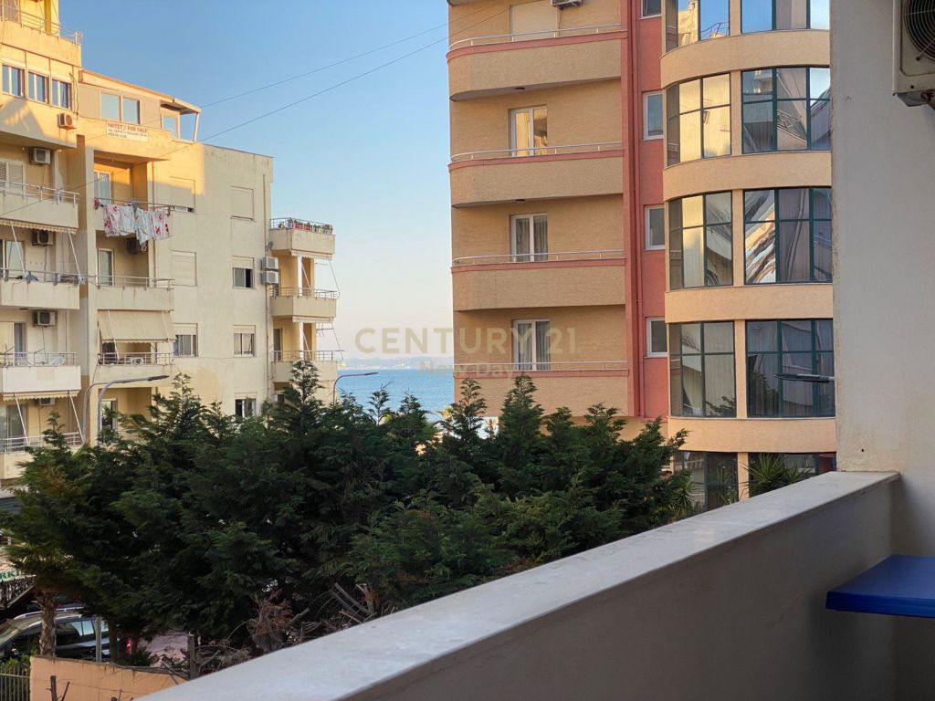 Foto e pronë me qëra Plazh, prane hotel "Palace", Durrës