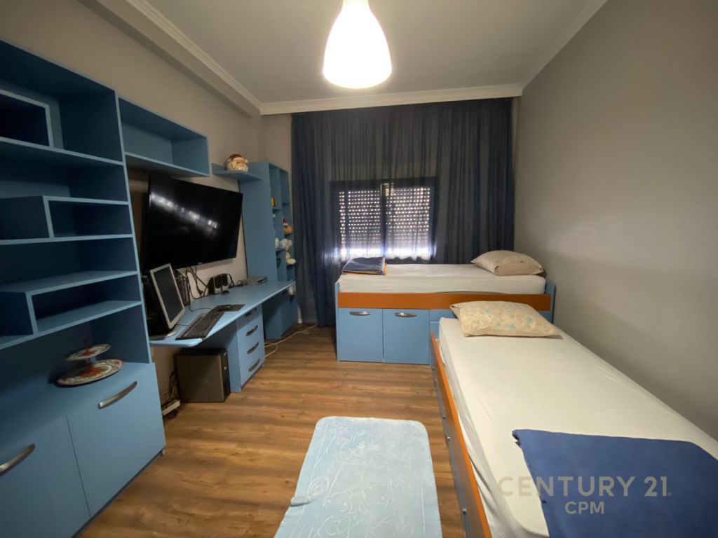 Foto e Apartment me qëra Ish Blloku, Tiranë