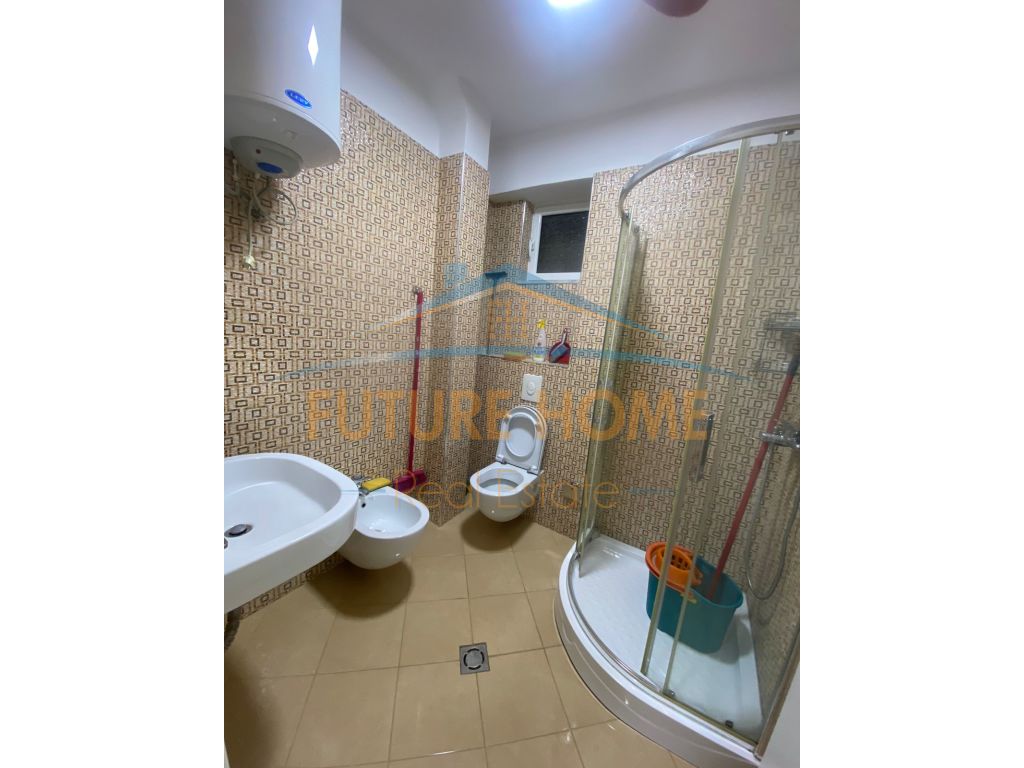 Ish Stacioni i Fundit i Tiranës Së Re - photos