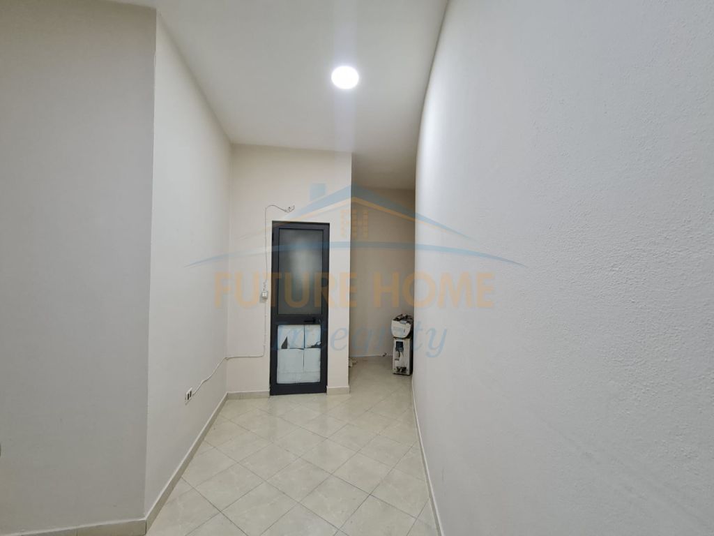Rruga Qemal Stafa - photos