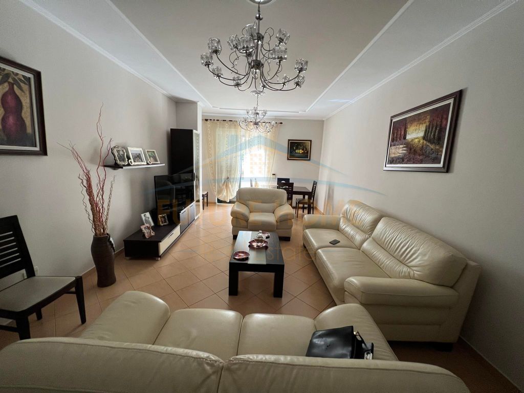 Foto e Apartment në shitje Kodra E Diellit, Tirane, Tiranë