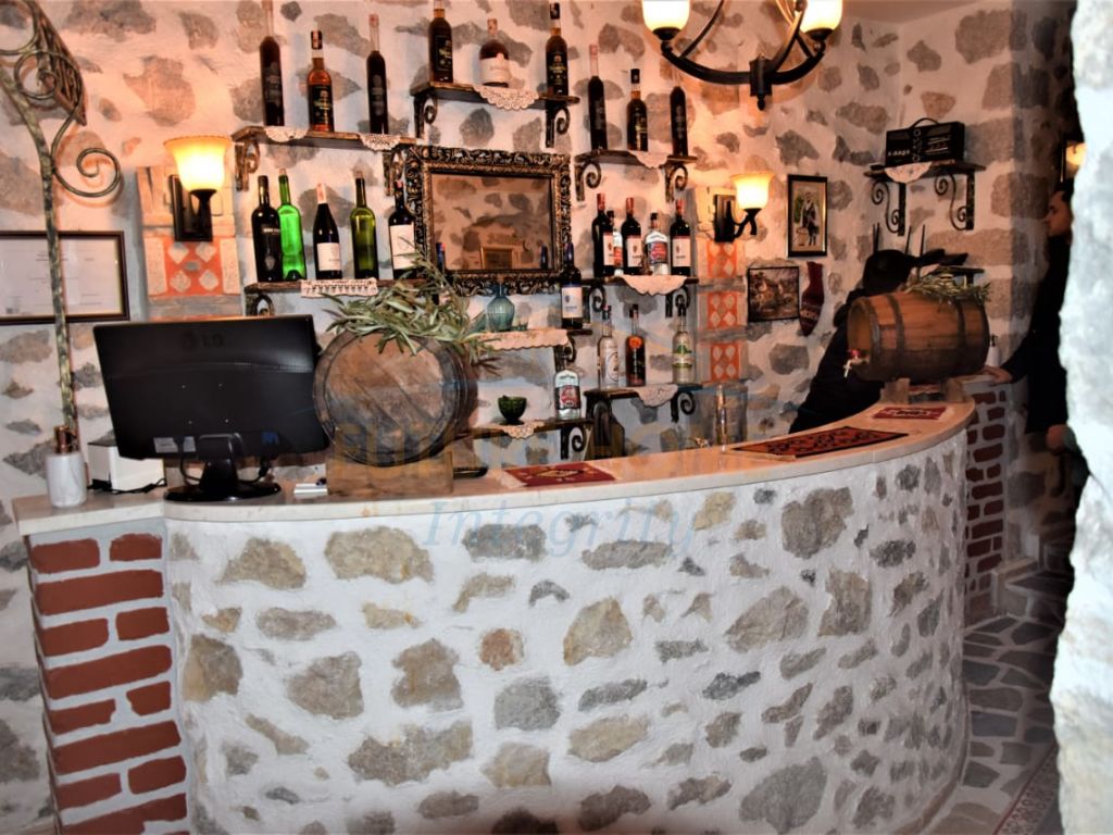 Foto e Bar and Restaurants në shitje Rruga Myslym Shyri, Tiranë