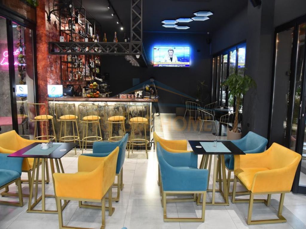 Foto e Bar and Restaurants në shitje Yzberisht, Tiranë