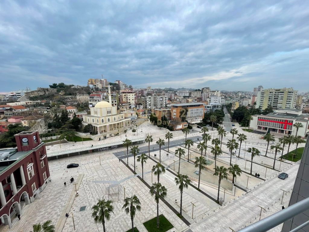 Foto e Ambient biznesi me qëra Qendra e Durrësit, Durrës