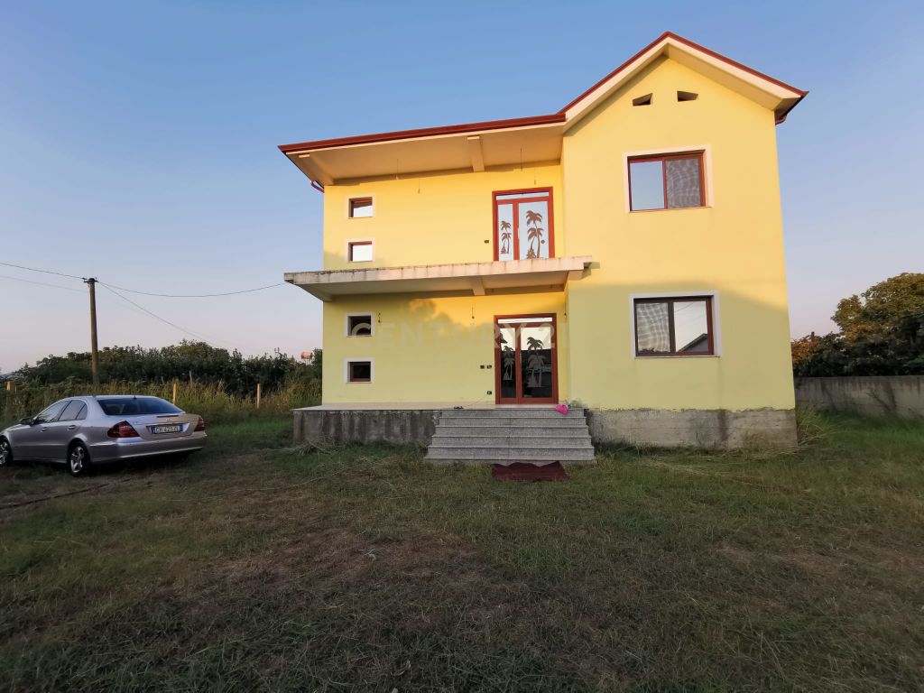 Foto e Shtëpi private në shitje Koxhas, Durrës