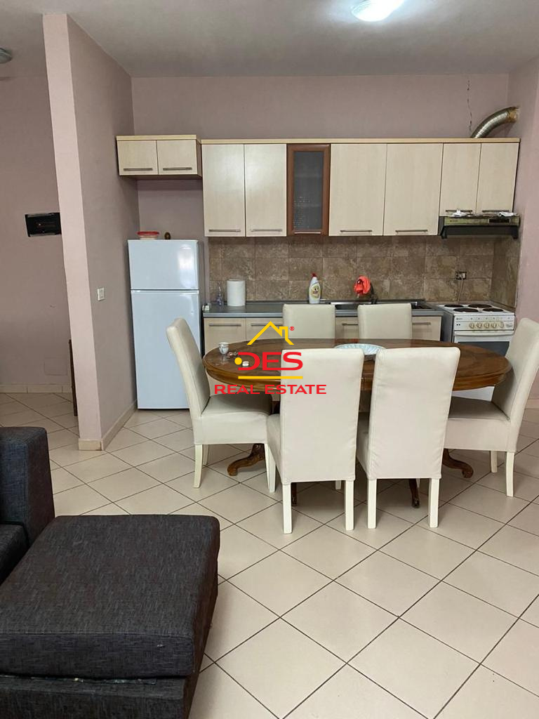 Rruga Ndre Mjeda Apartamenti ndodhet në katin - photos