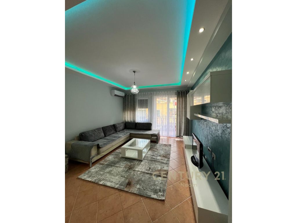 Foto e Apartment në shitje Komuna e Parisit, Kodra e Diellit, Tiranë