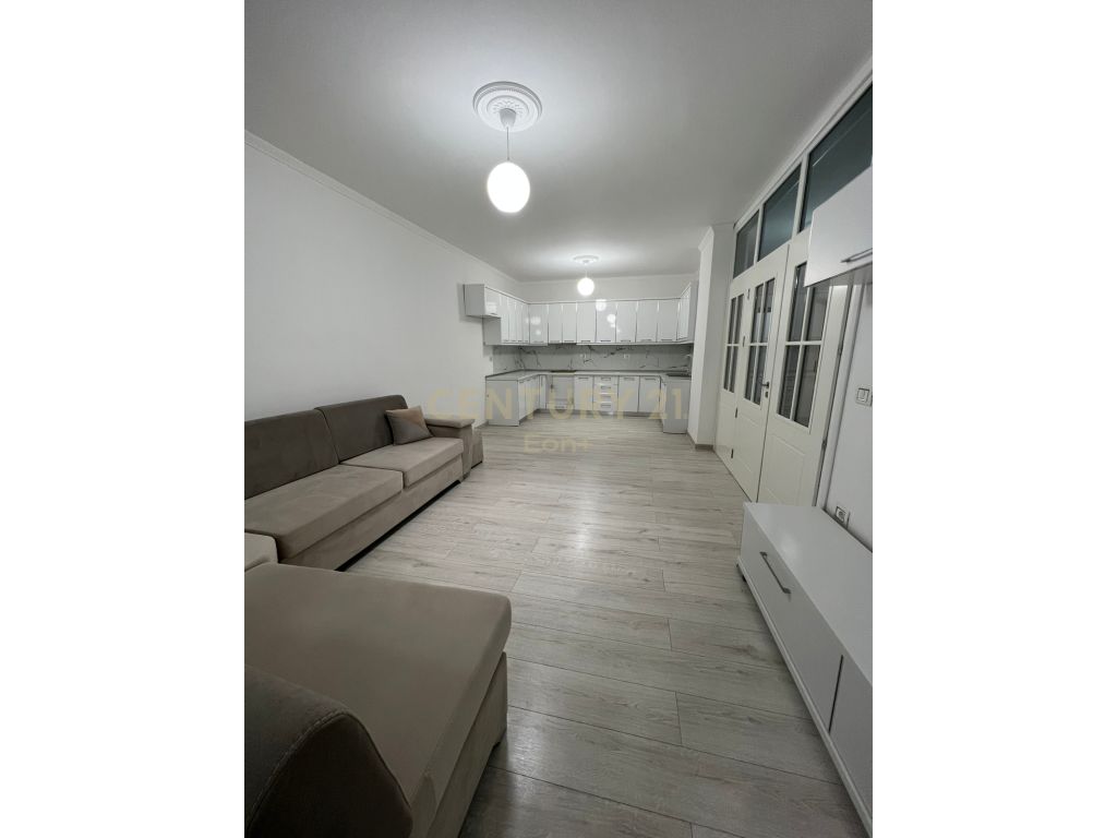 Foto e Apartment me qëra Ish-URT, Durrës