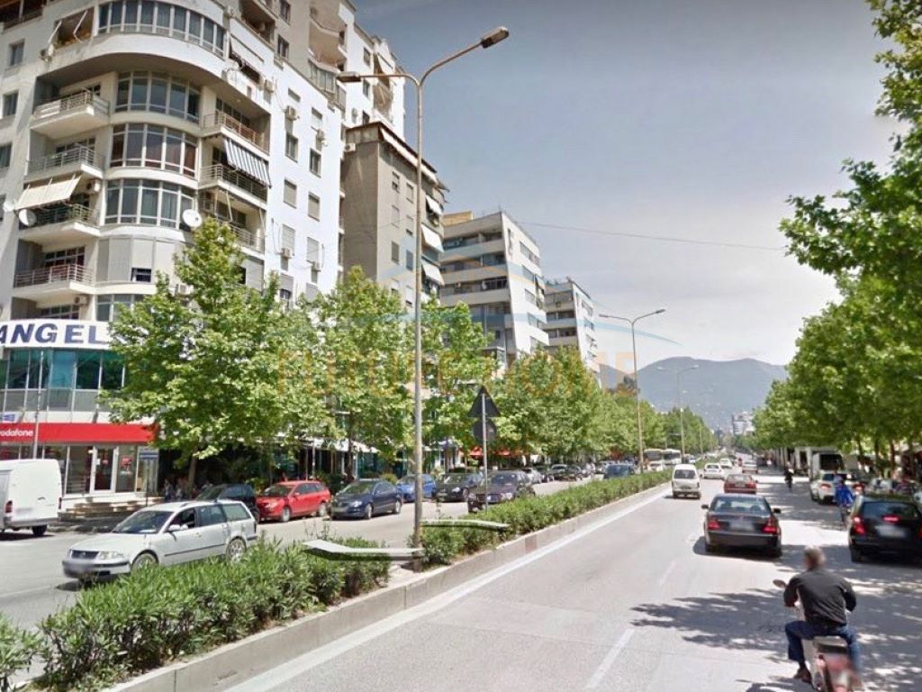 Foto e Ambient biznesi me qëra Rruga e Kavajes, Tiranë
