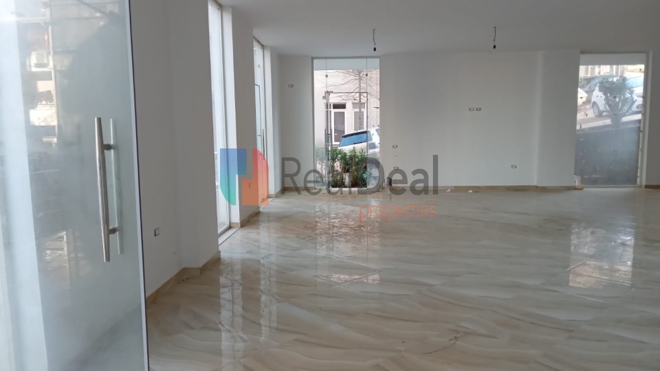 Foto e Ambient biznesi në shitje Fresku, SH54, Tiranë