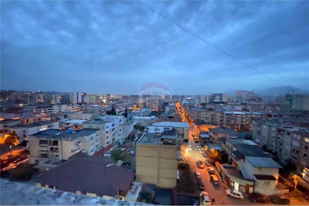Foto e Apartment me qëra Rruga e Kavajës, Globe, Tiranë