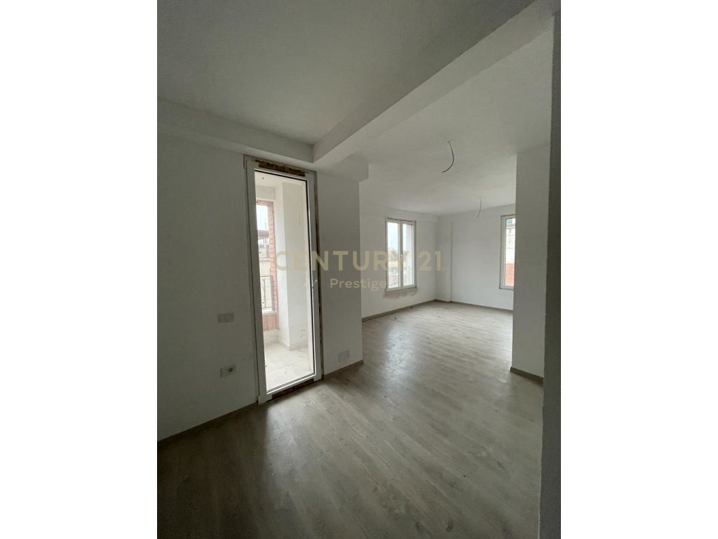Foto e Apartment në shitje Rruga e Elbasanit, Tiranë