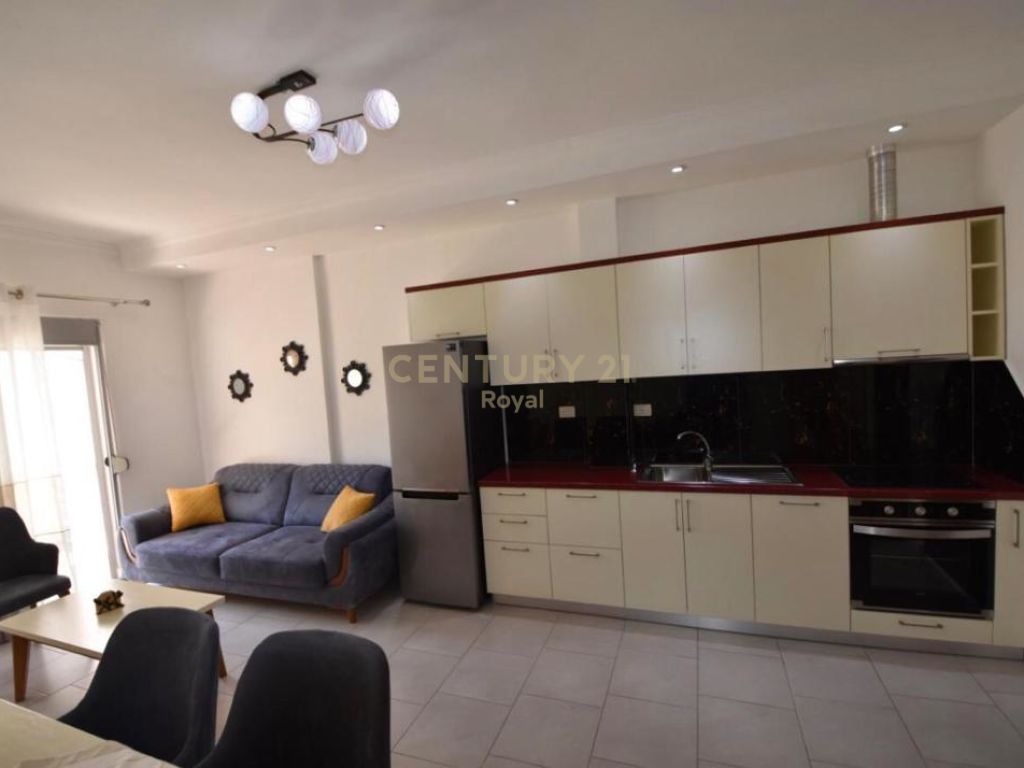 Foto e Apartment në shitje Qender, Sarandë