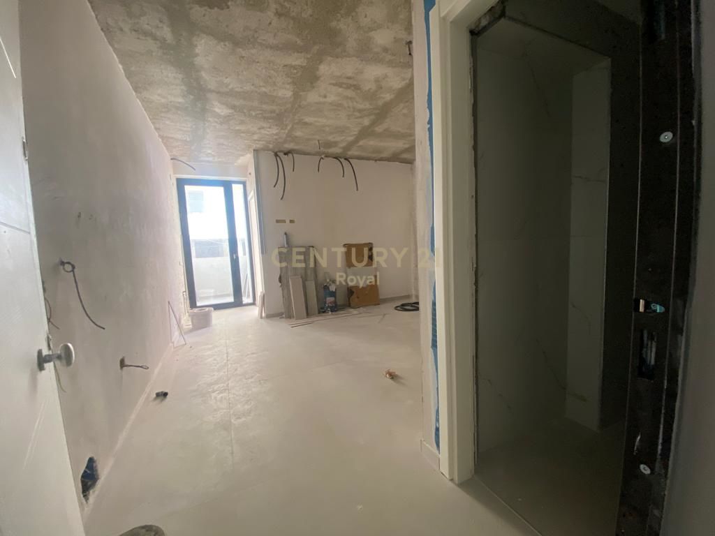 Foto e studio në shitje Sarande, Sarandë
