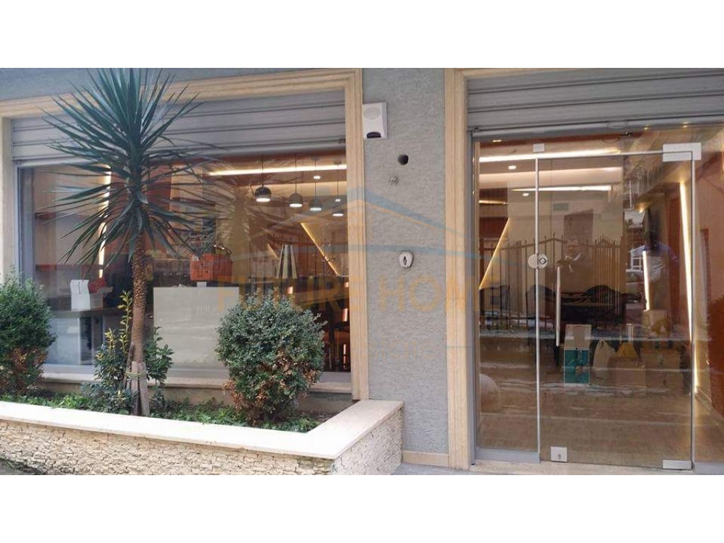Foto e Ambient biznesi në shitje Prokuroria, Durres, Durrës