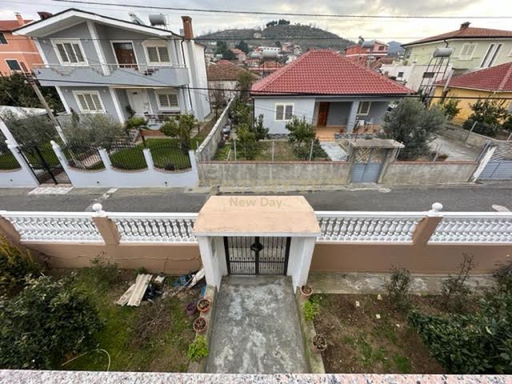 Foto e Vilë në shitje Manez., Rruga Maminas-Gjiri i Lalezit, Durrës